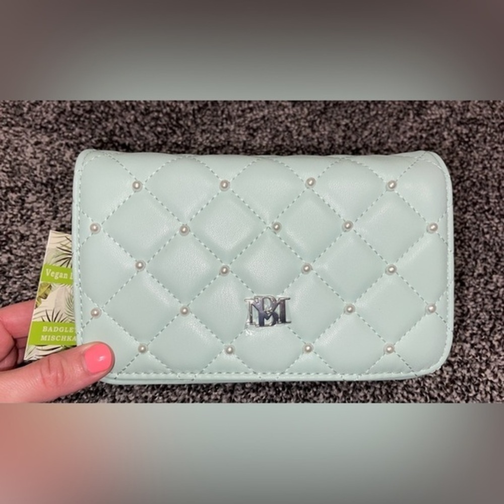 Badgley Mischka quilted crossbody, New